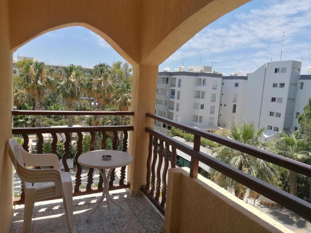 Terpsichore Holiday Apts Limassol Zewnętrze zdjęcie